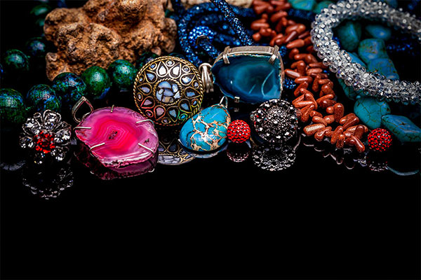 Luxurious Gemstones and Diamonds
